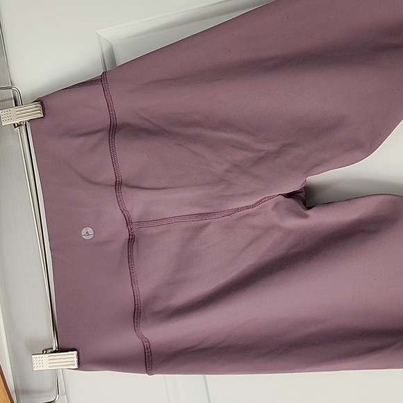 90 Degree by Reflex purple/mauve capri yoga workout legging! - Picture 5 of 9